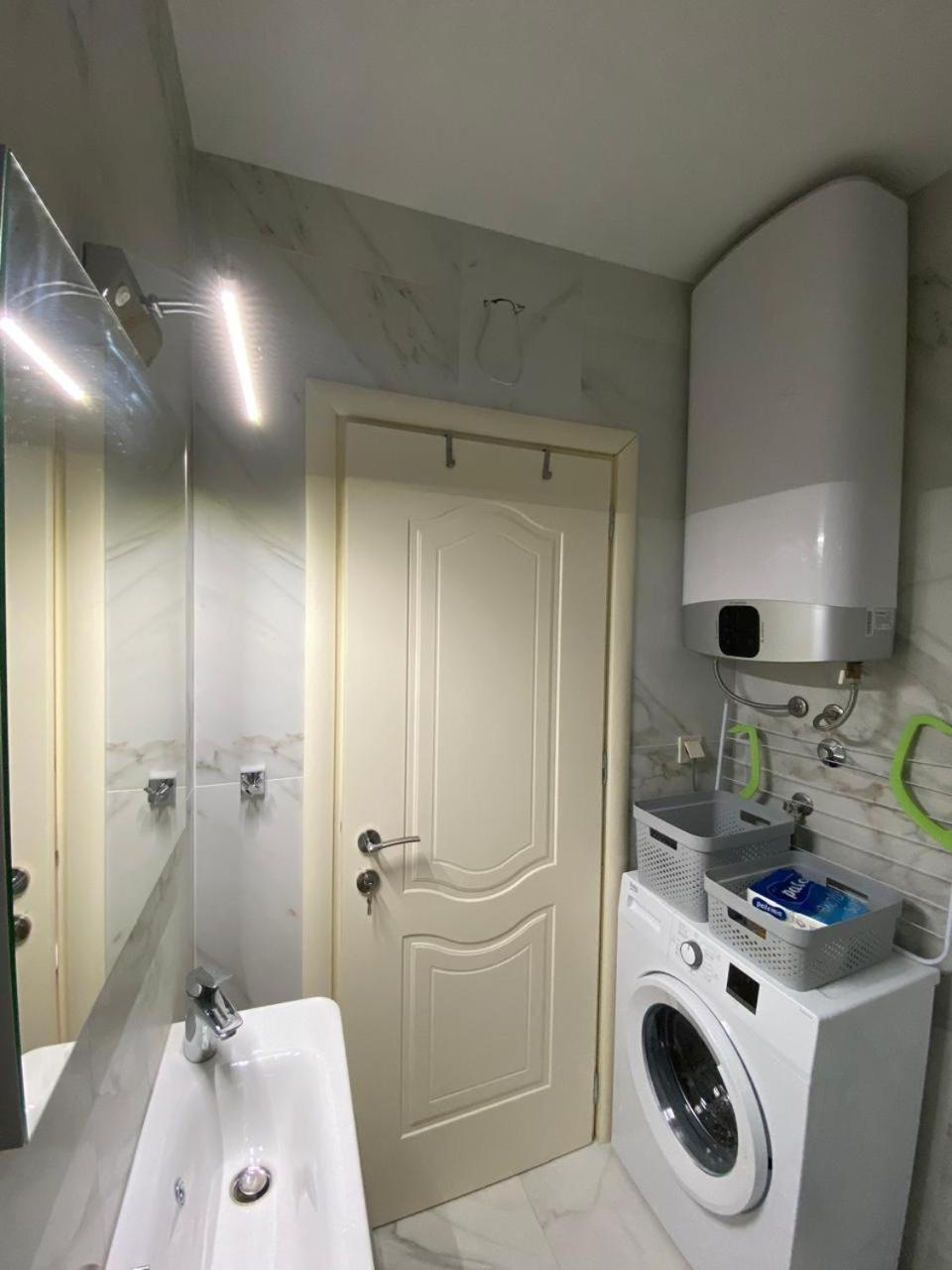 Apartman Tara Tivat Exteriör bild